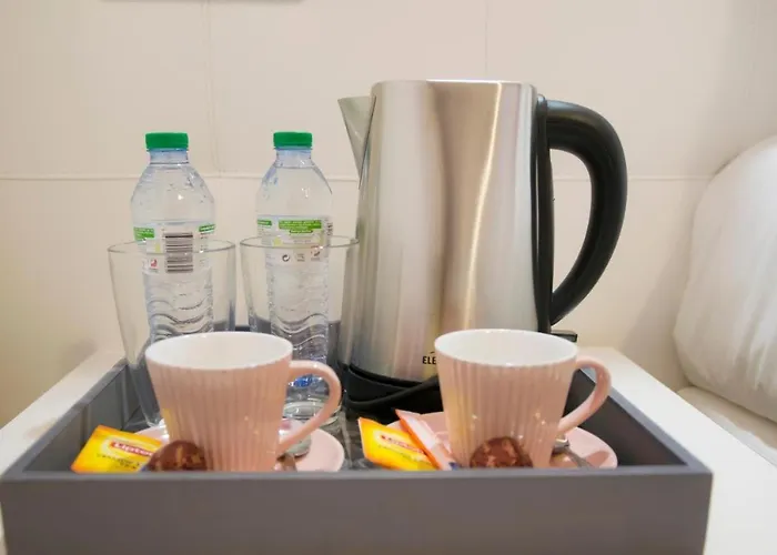 Sunhouse Alojamentos ホームステイ